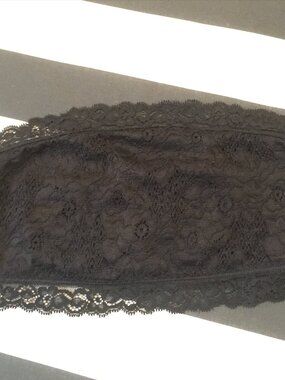 Kimchi Blue Black Lace Bandeau Bralette Size S